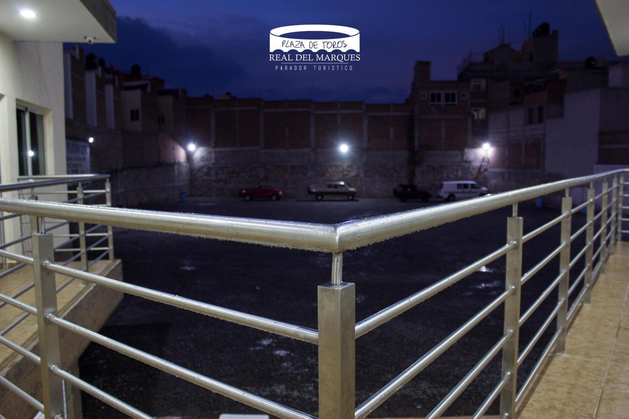 Real Plaza De Toros Hotel ซานฮวน เด ลอสลากอส ภายนอก รูปภาพ